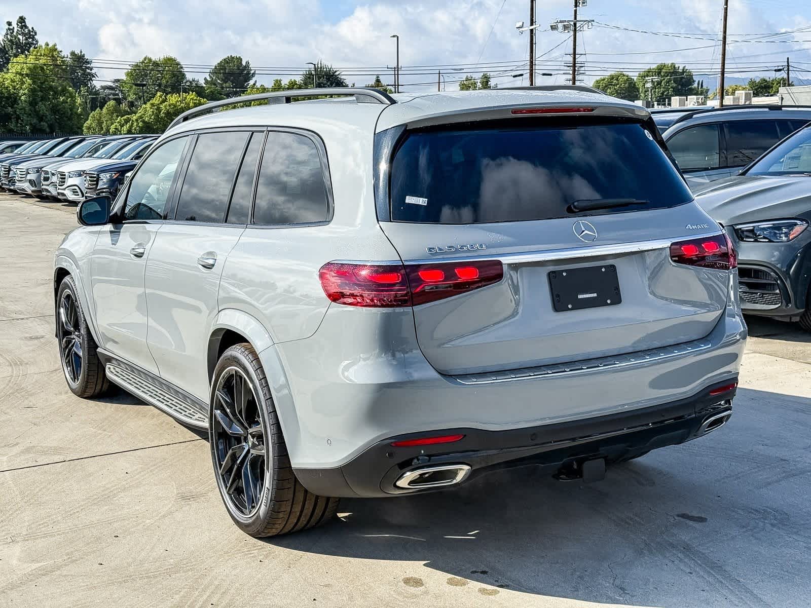 Thumbnail: 2026 Mercedes-Benz GLS - 6