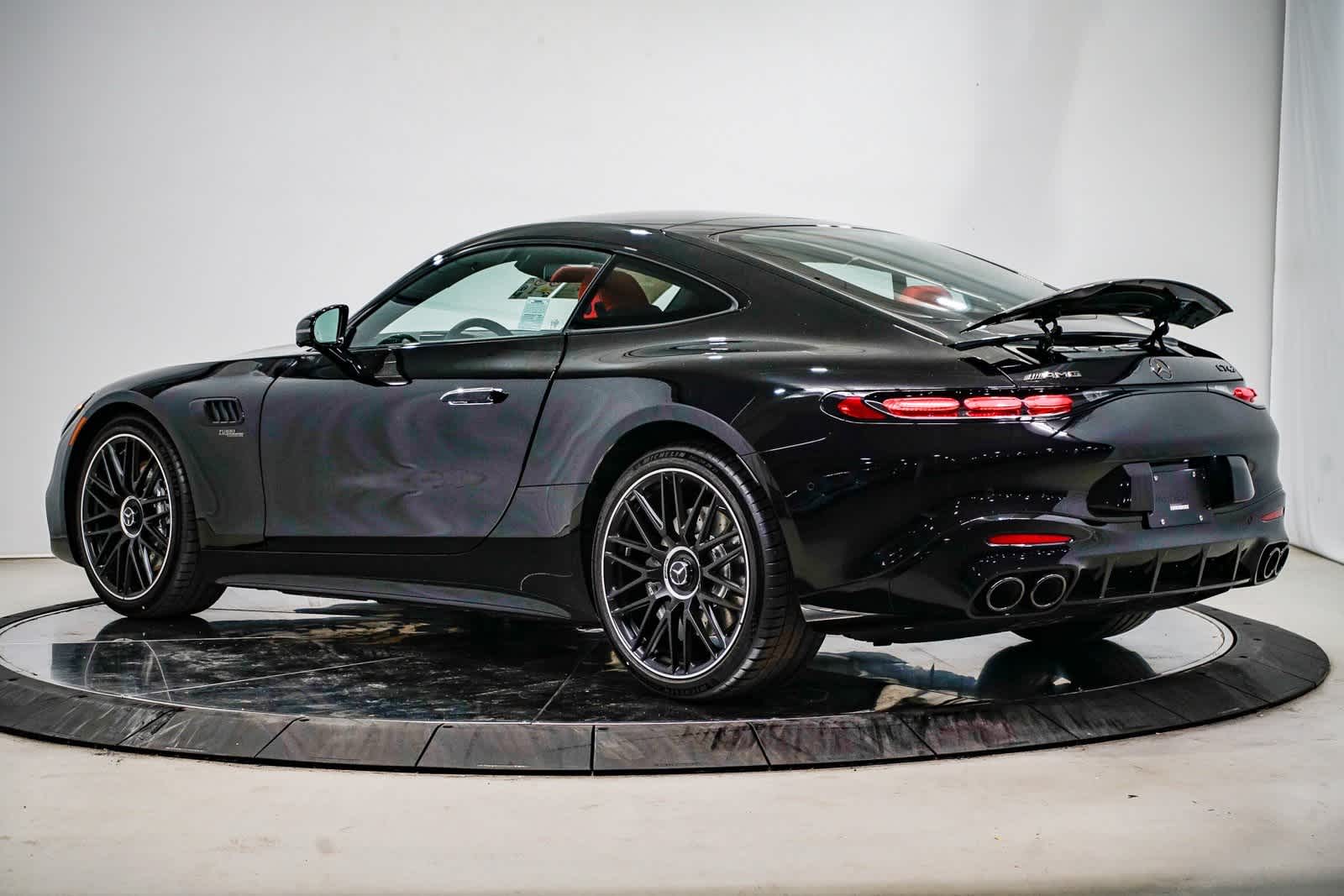 Thumbnail: 2025 Mercedes-Benz AMG GT - 2