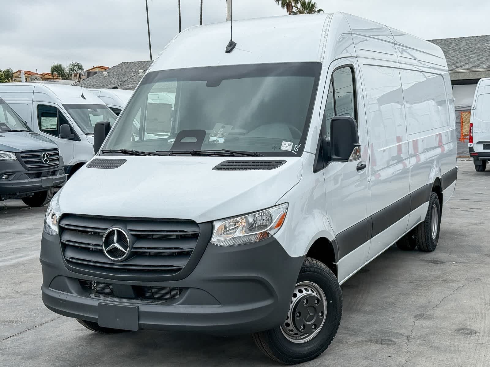 2025 Mercedes-Benz Sprinter  -
                  Van Nuys, CA