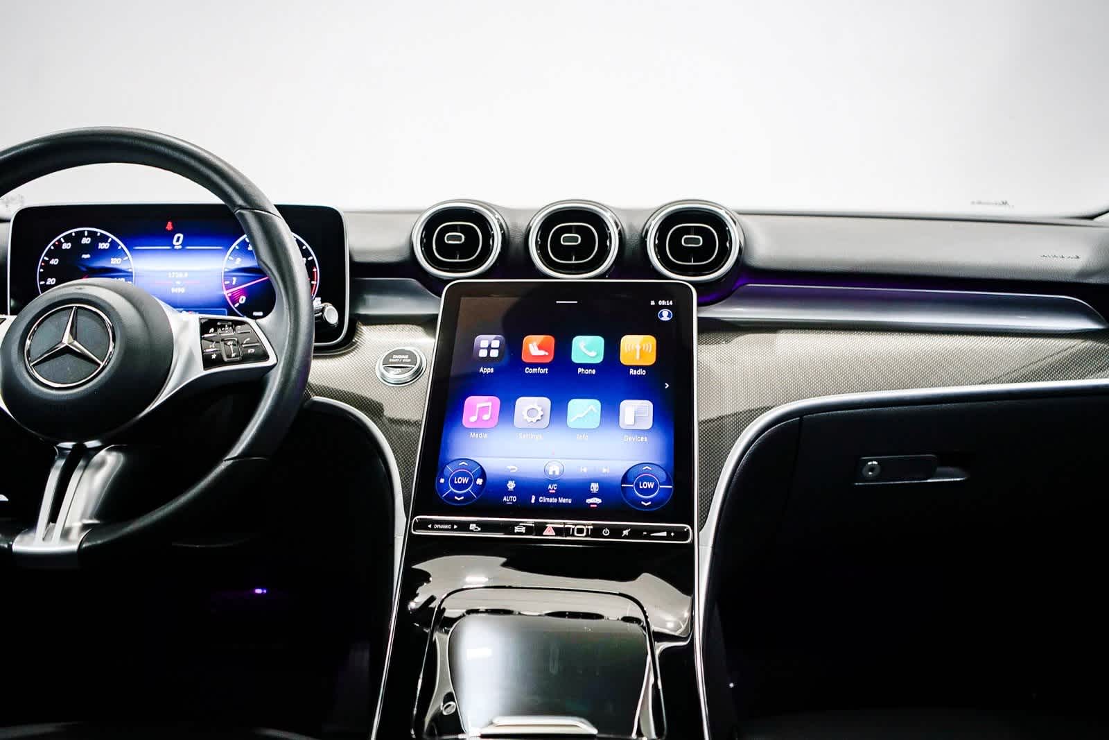 Thumbnail: 2025 Mercedes-Benz C-Class - 13