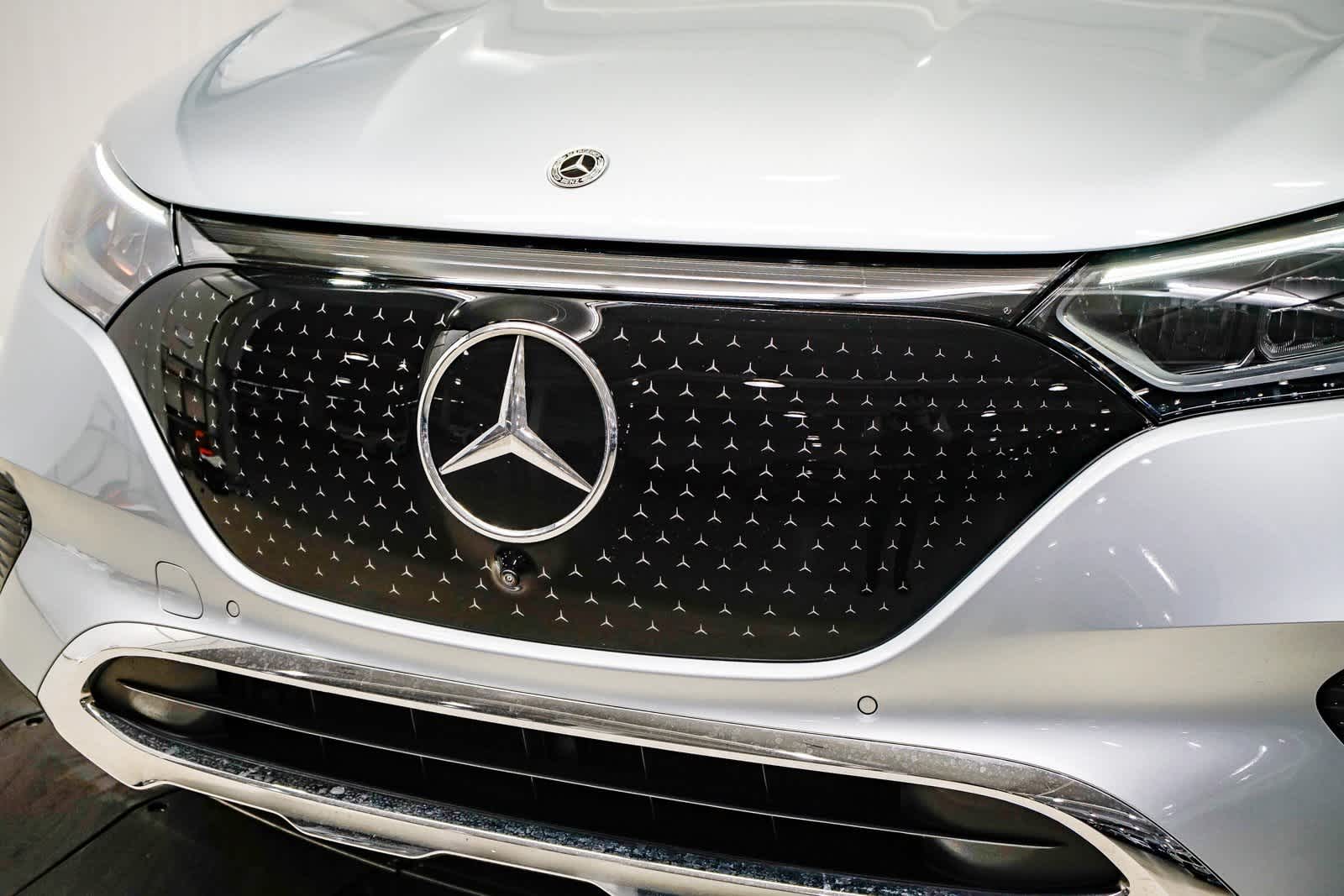 Thumbnail: 2023 Mercedes-Benz EQE - 8