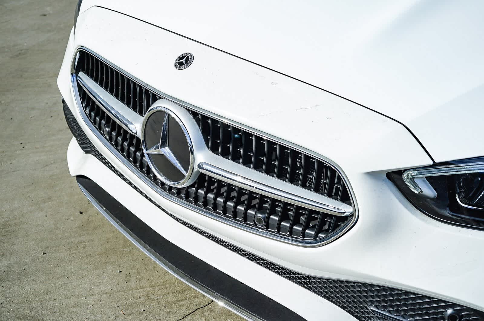 Thumbnail: 2025 Mercedes-Benz C-Class - 8