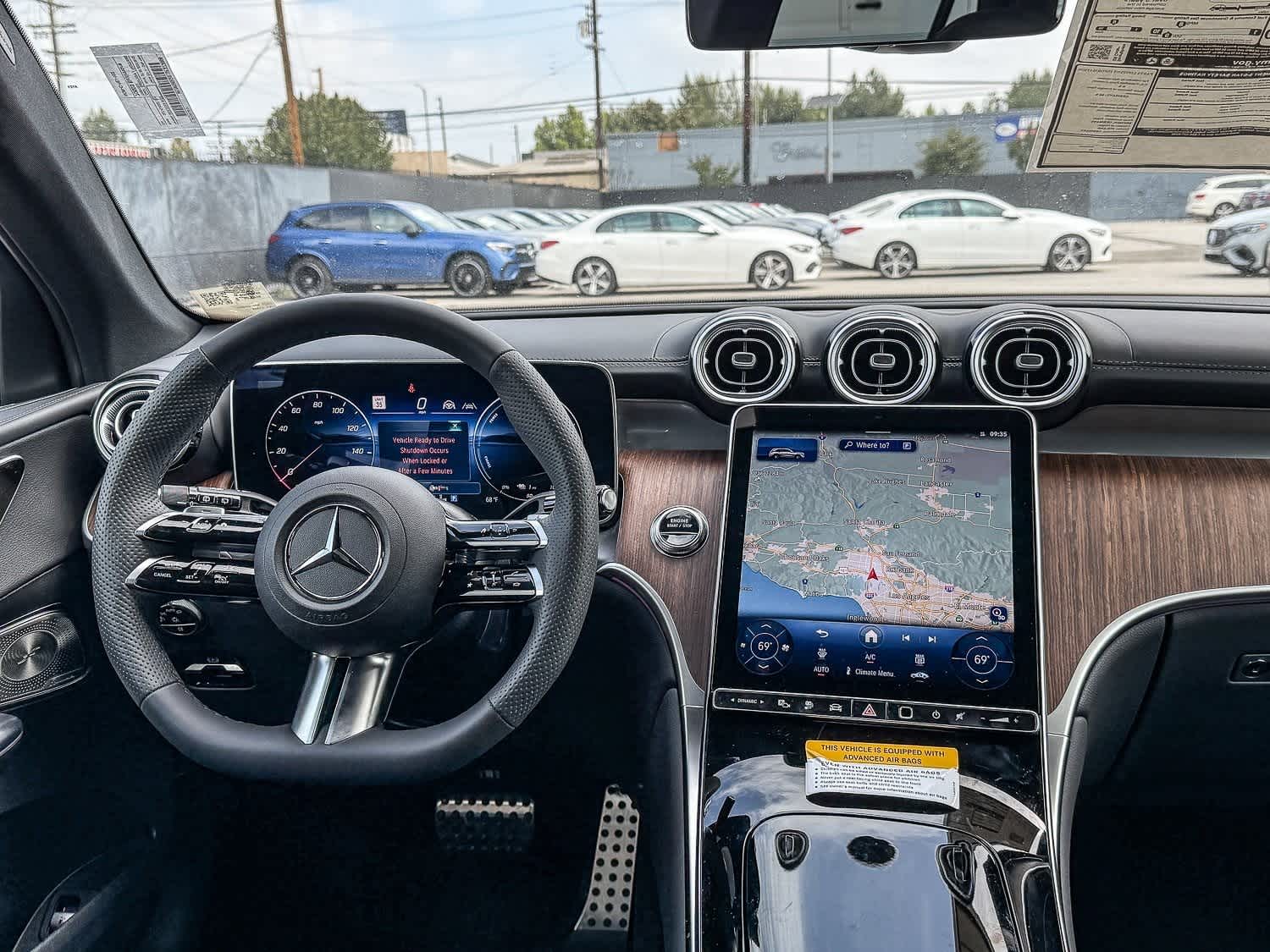 Thumbnail: 2025 Mercedes-Benz GLC - 14