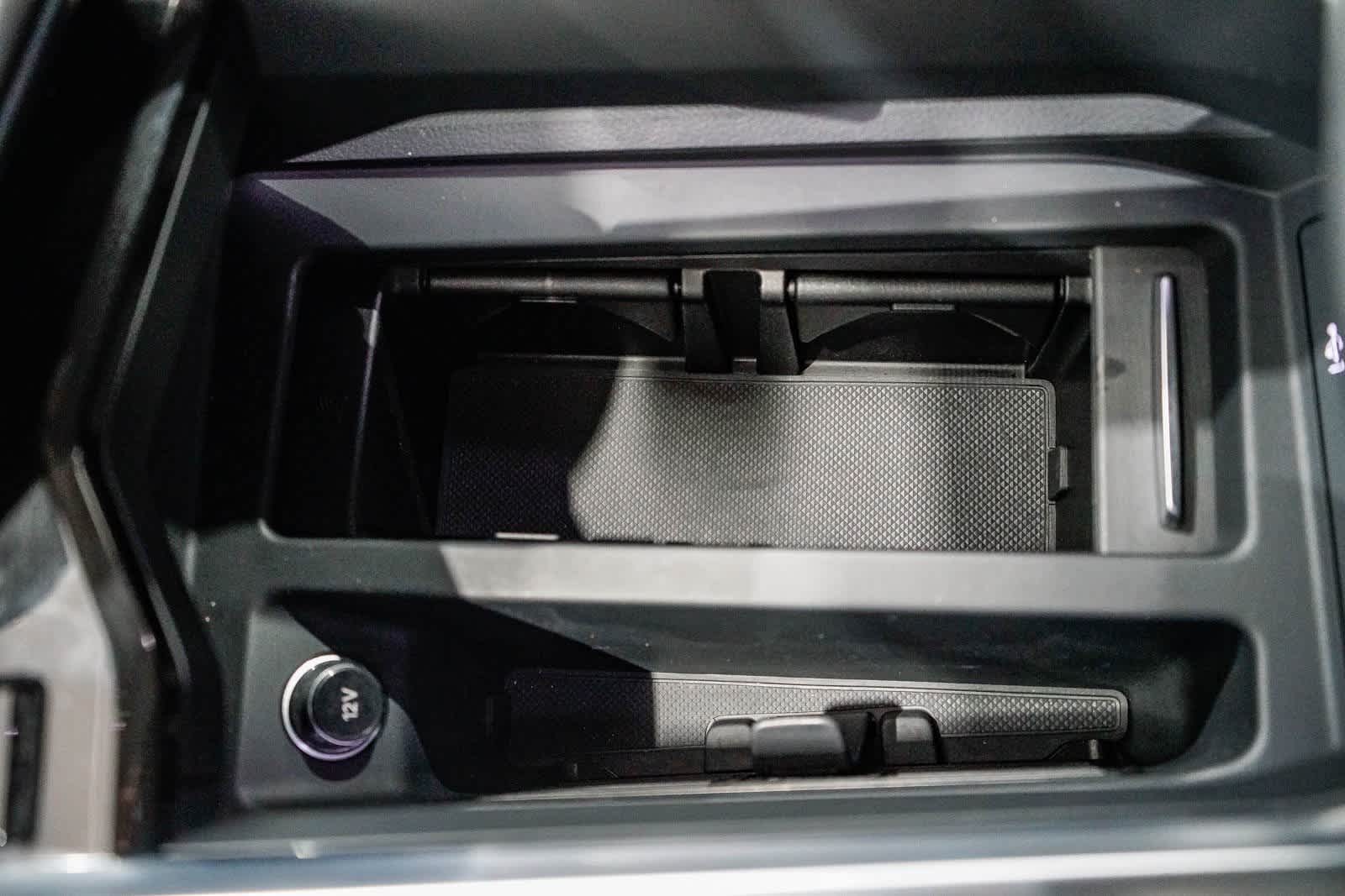 Thumbnail: 2024 Audi Q8 e-tron - 22