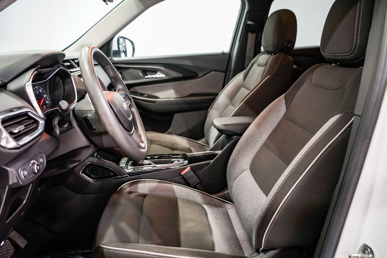 Thumbnail: 2022 Chevrolet TrailBlazer - 16