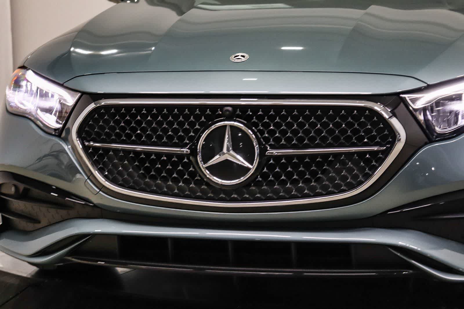 Thumbnail: 2026 Mercedes-Benz E-Class - 8