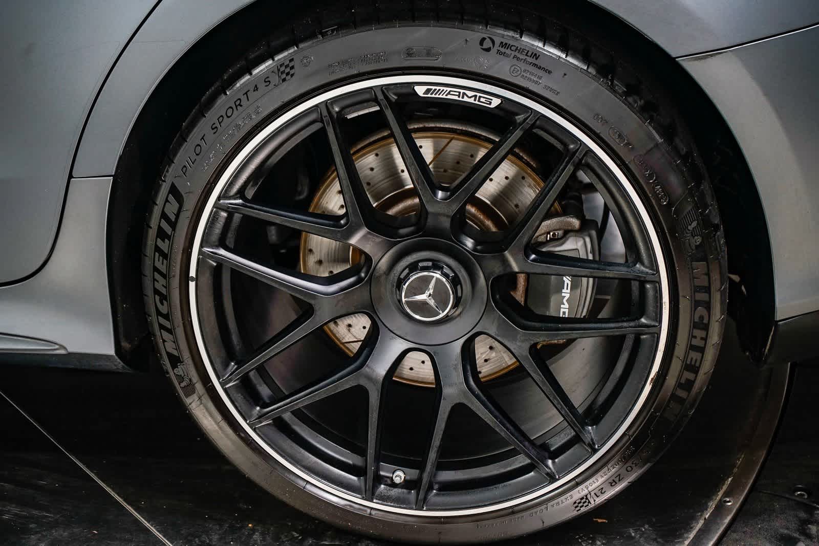 Thumbnail: 2022 Mercedes-Benz AMG GT - 10