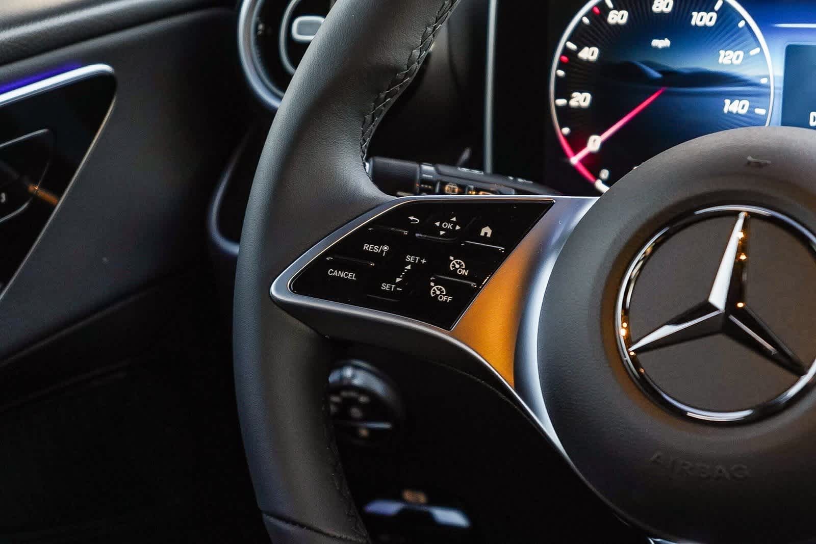 Thumbnail: 2026 Mercedes-Benz GLC - 17