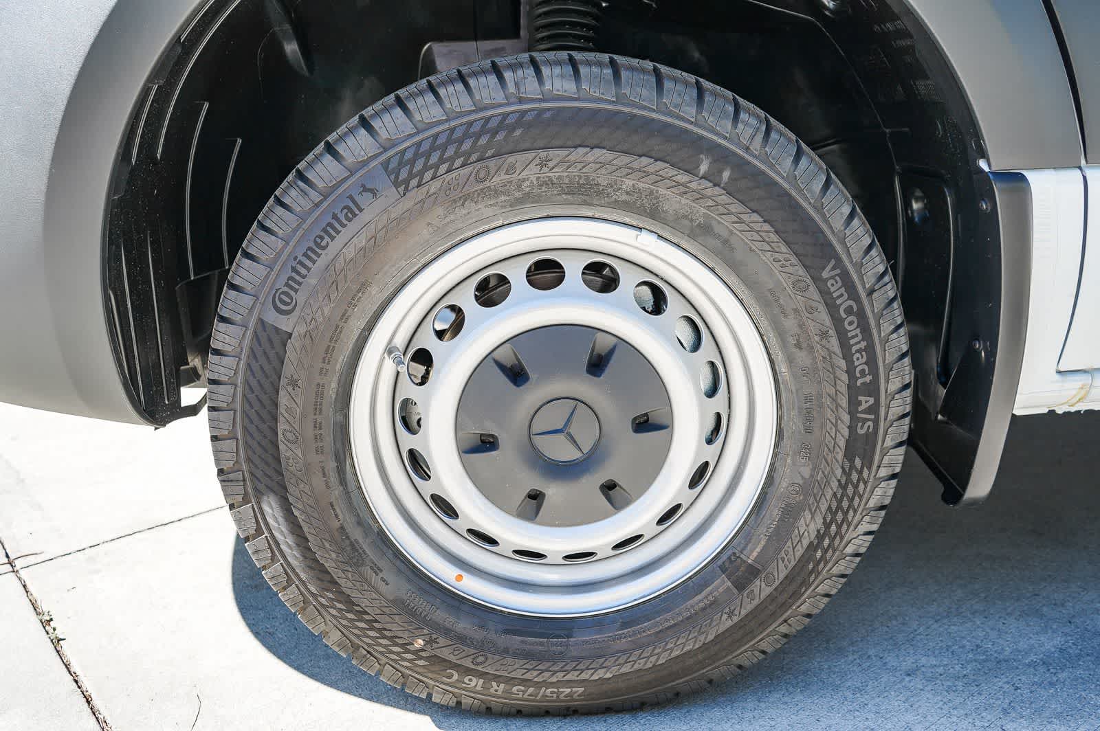 Thumbnail: 2026 Mercedes-Benz Sprinter - 9