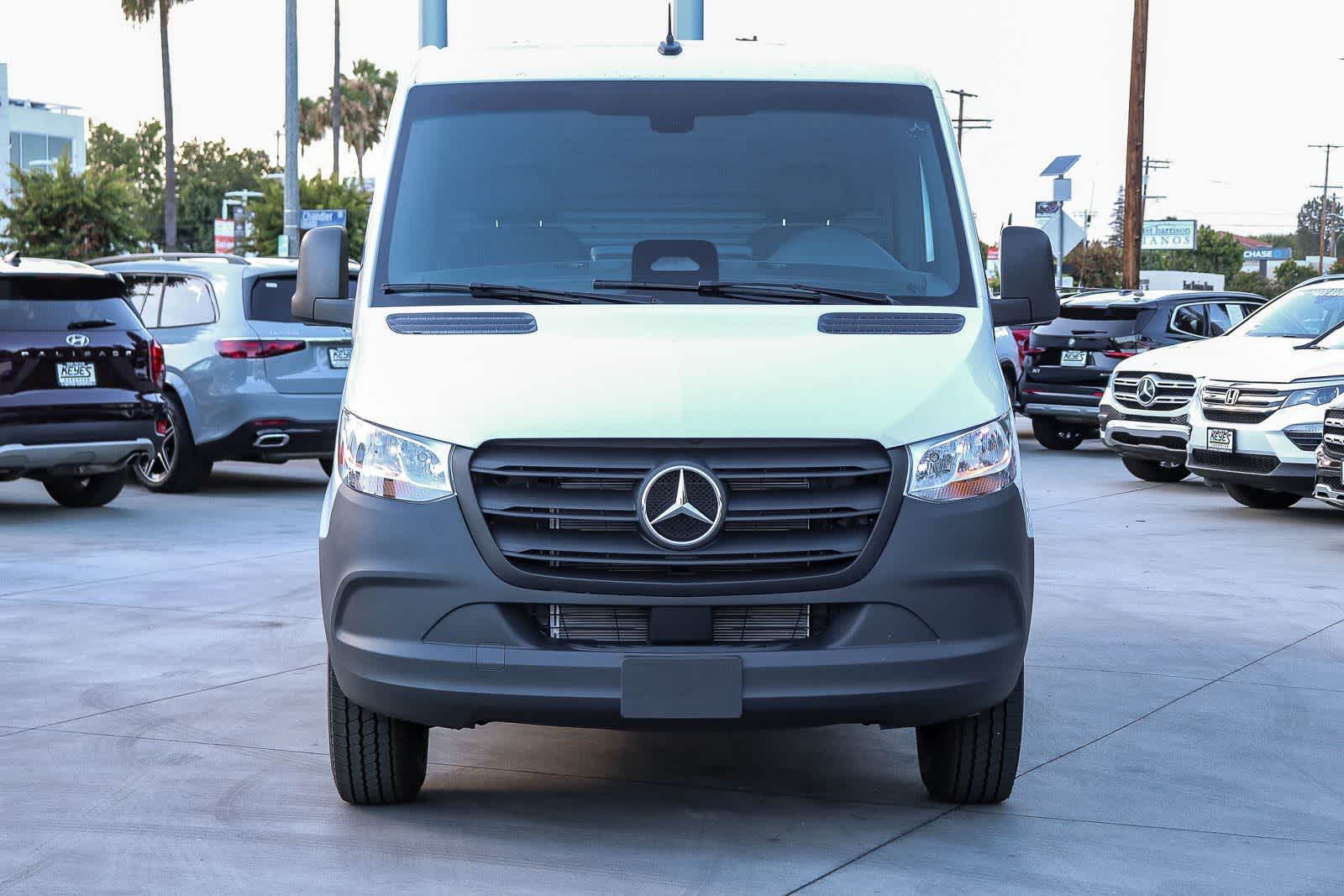 Thumbnail: 2026 Mercedes-Benz Sprinter - 6