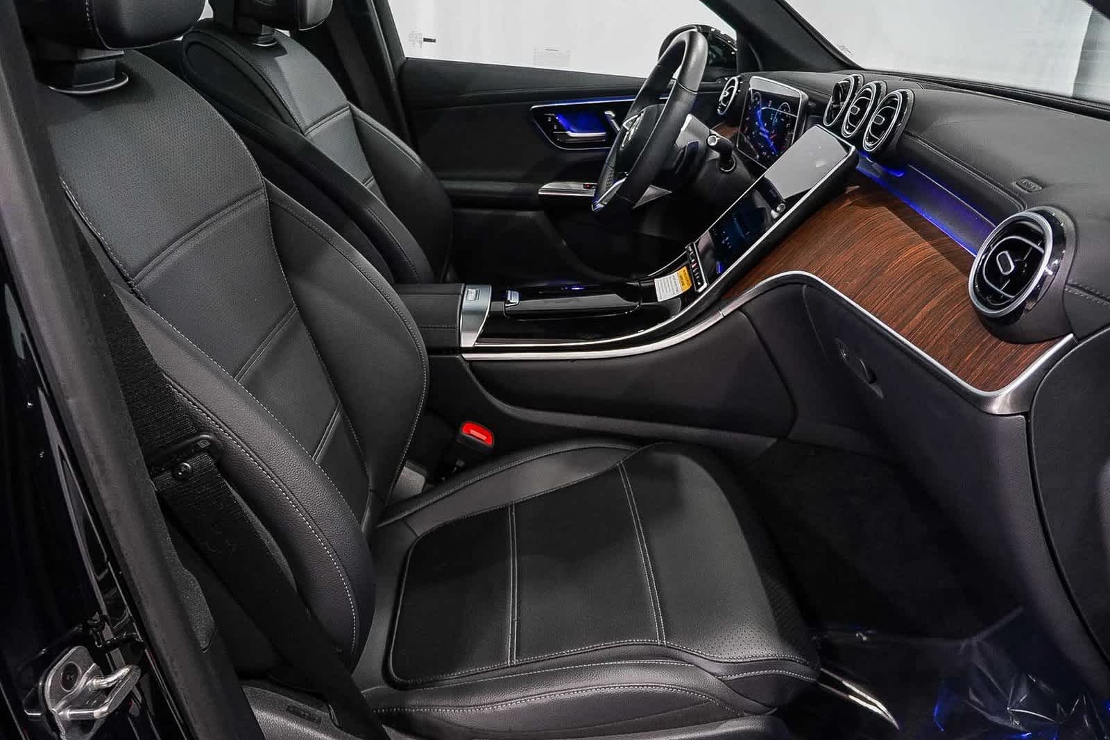 Thumbnail: 2025 Mercedes-Benz GLC - 19