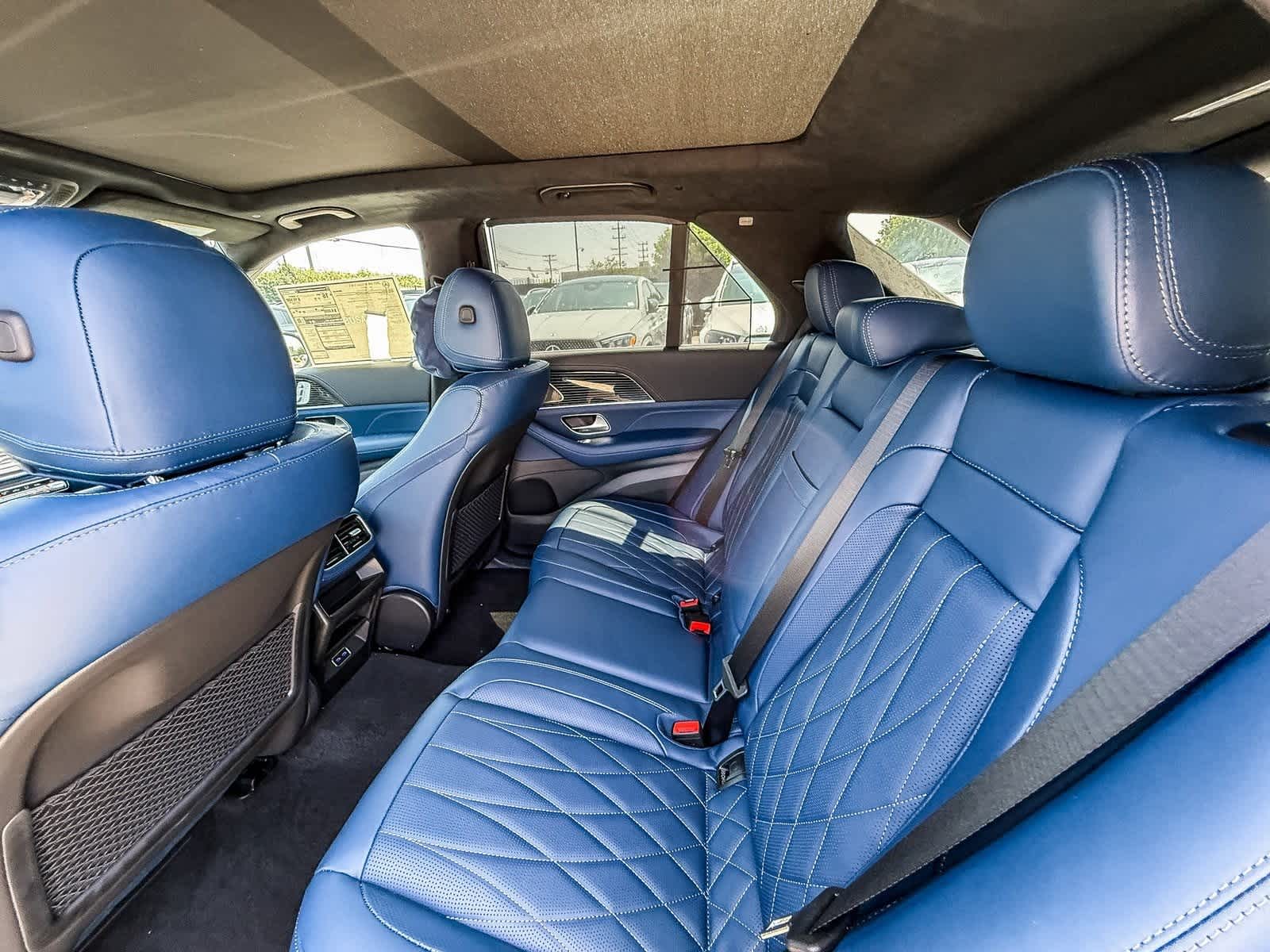 Thumbnail: 2025 Mercedes-Benz GLE - 19