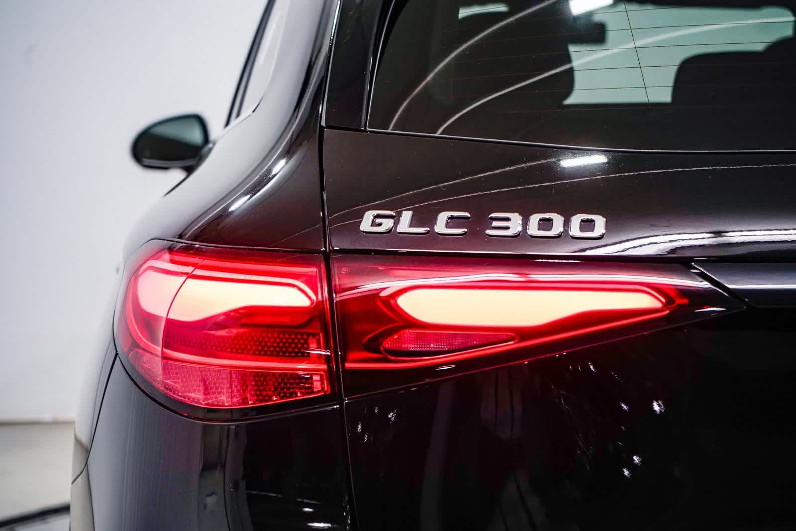 Thumbnail: 2025 Mercedes-Benz GLC - 9