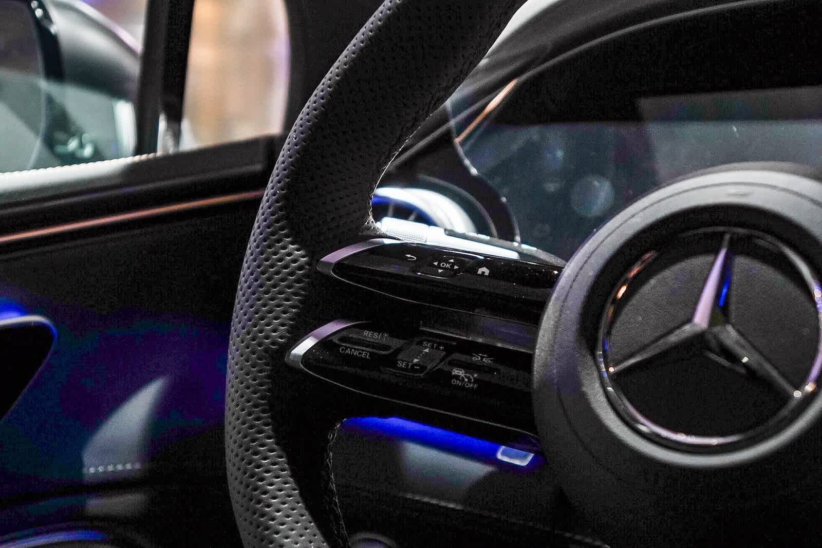 Thumbnail: 2026 Mercedes-Benz EQS - 16