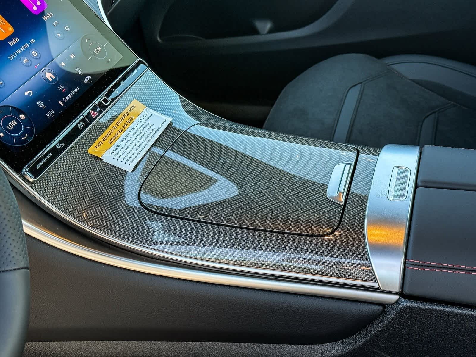 Thumbnail: 2025 Mercedes-Benz GLC - 21