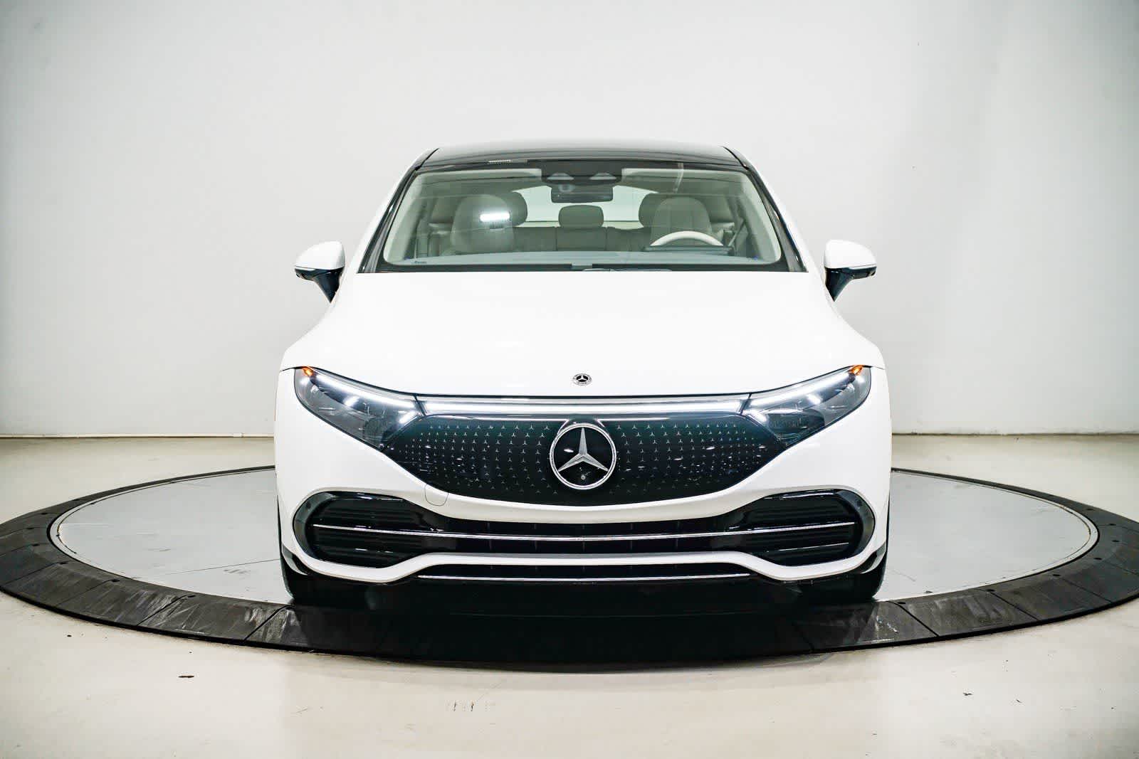 Thumbnail: 2023 Mercedes-Benz EQS - 6