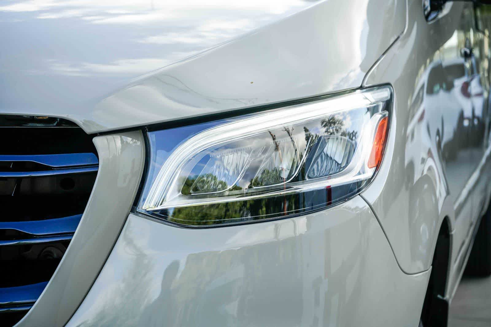 Thumbnail: 2025 Mercedes-Benz Sprinter - 7