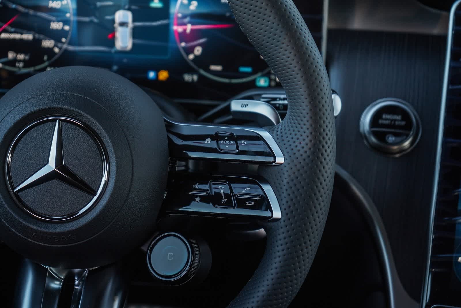 Thumbnail: 2025 Mercedes-Benz GLC - 17