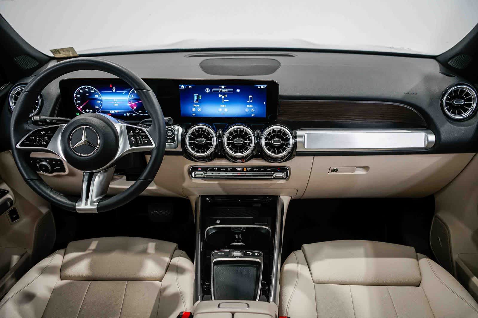 Thumbnail: 2026 Mercedes-Benz GLB - 12