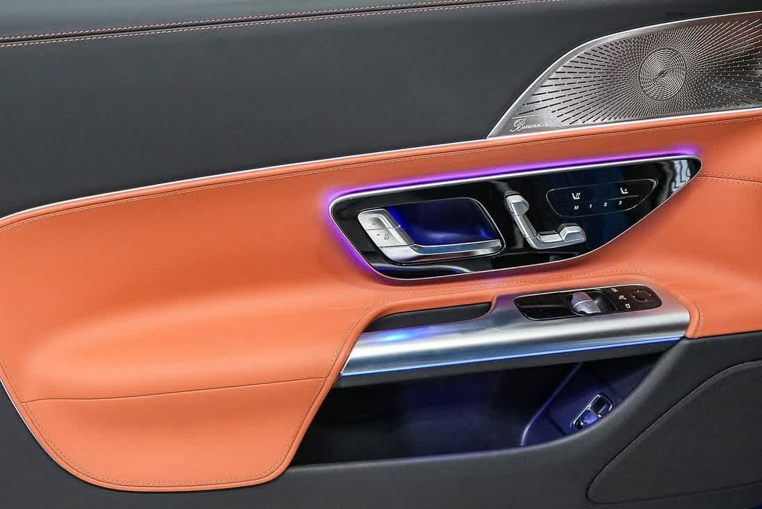 Thumbnail: 2025 Mercedes-Benz AMG GT - 33