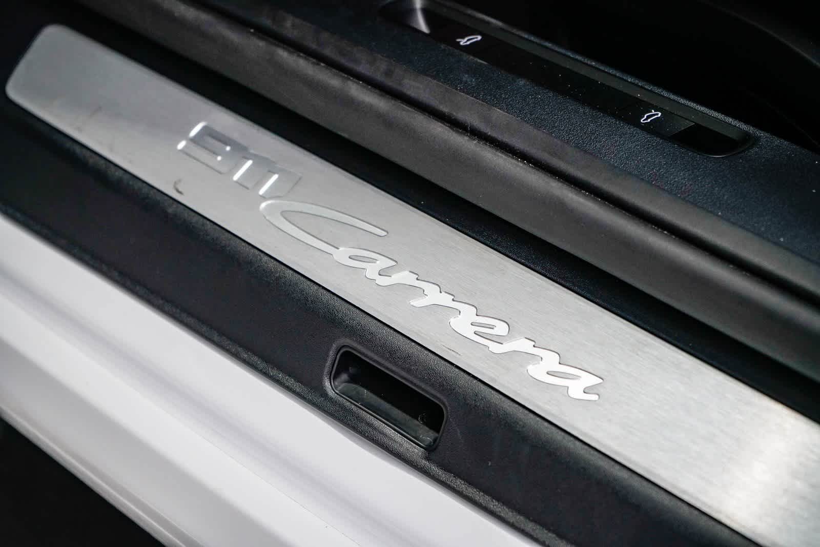 Thumbnail: 2025 Porsche 911 - 22