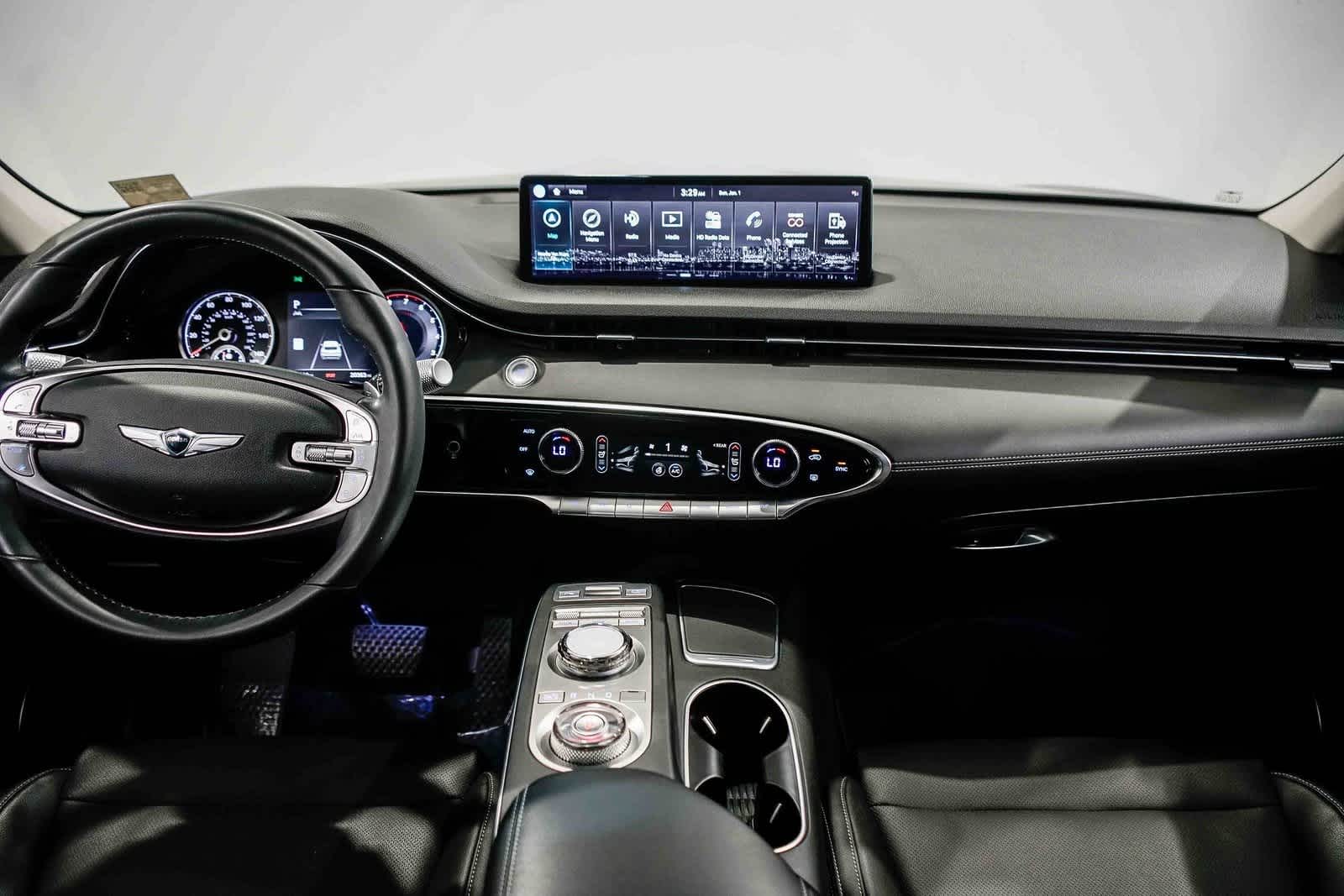 Thumbnail: 2023 Genesis GV70 - 12