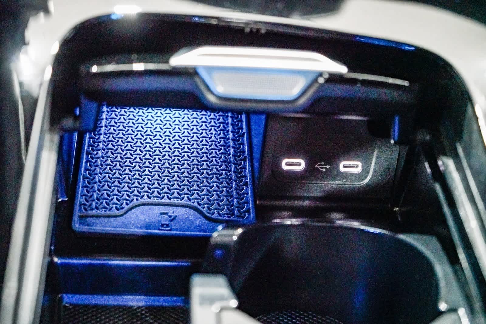 Thumbnail: 2025 Mercedes-Benz C-Class - 23