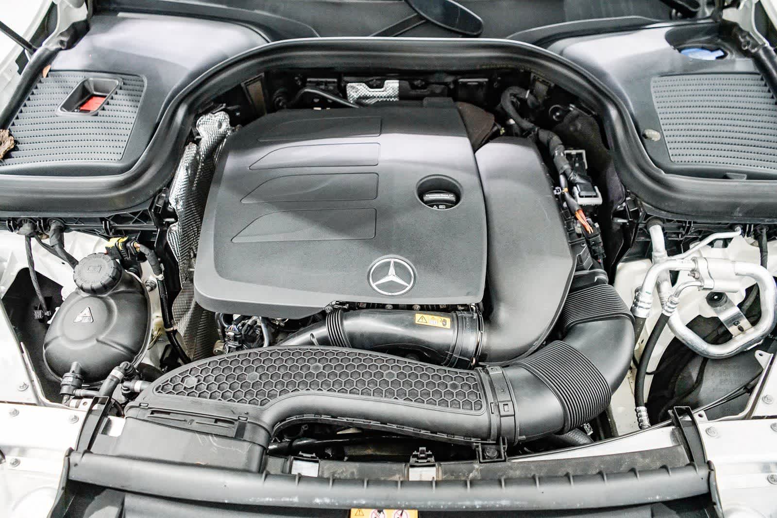 Thumbnail: 2022 Mercedes-Benz GLC - 27