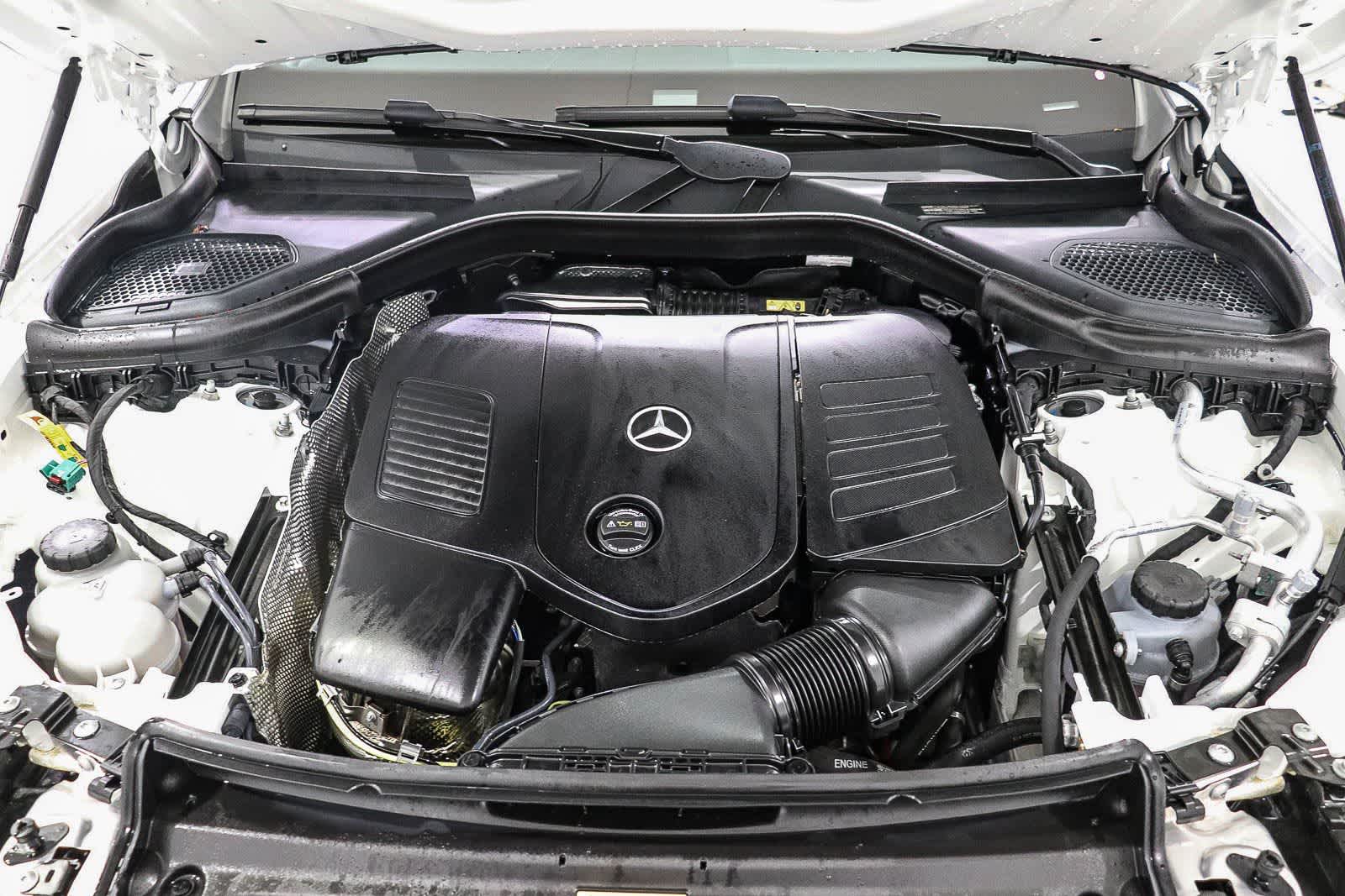 Thumbnail: 2025 Mercedes-Benz GLC - 26