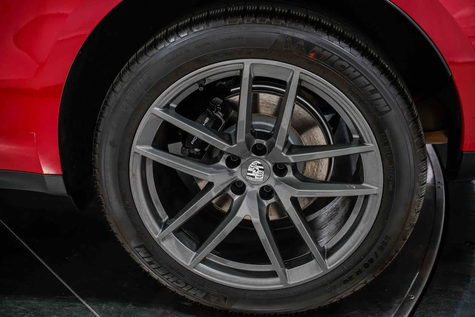 Thumbnail: 2024 Porsche Macan - 10