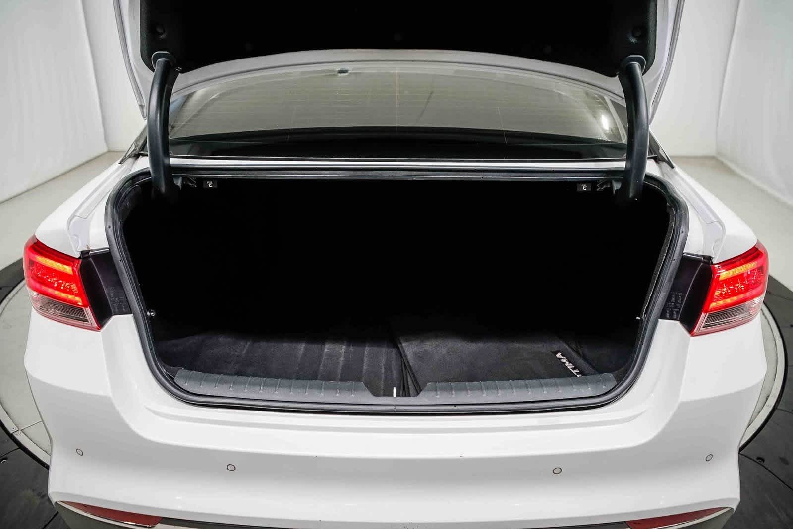 Thumbnail: 2018 Kia Optima - 27