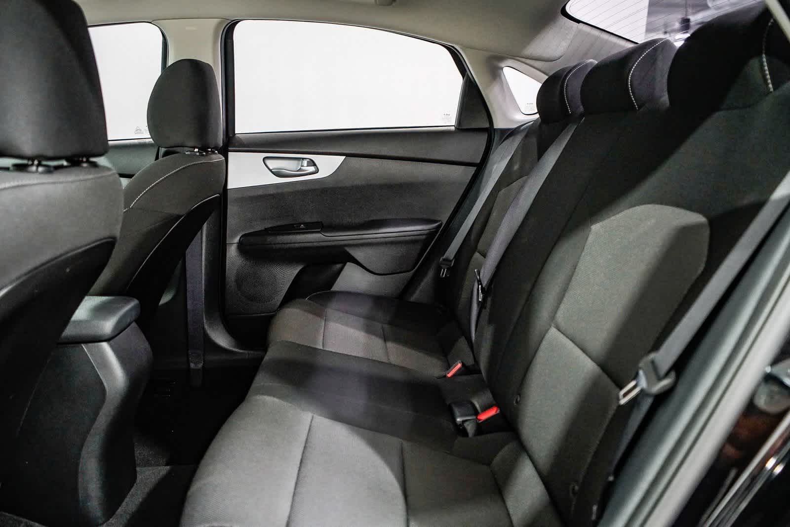 Thumbnail: 2023 Kia Forte - 17