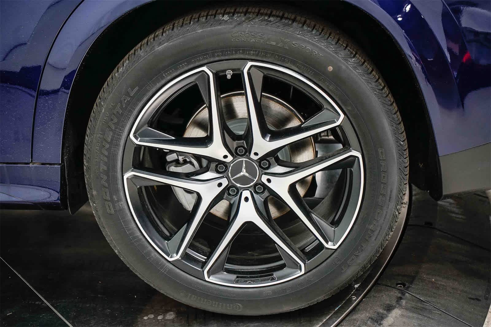 Thumbnail: 2026 Mercedes-Benz GLE - 10