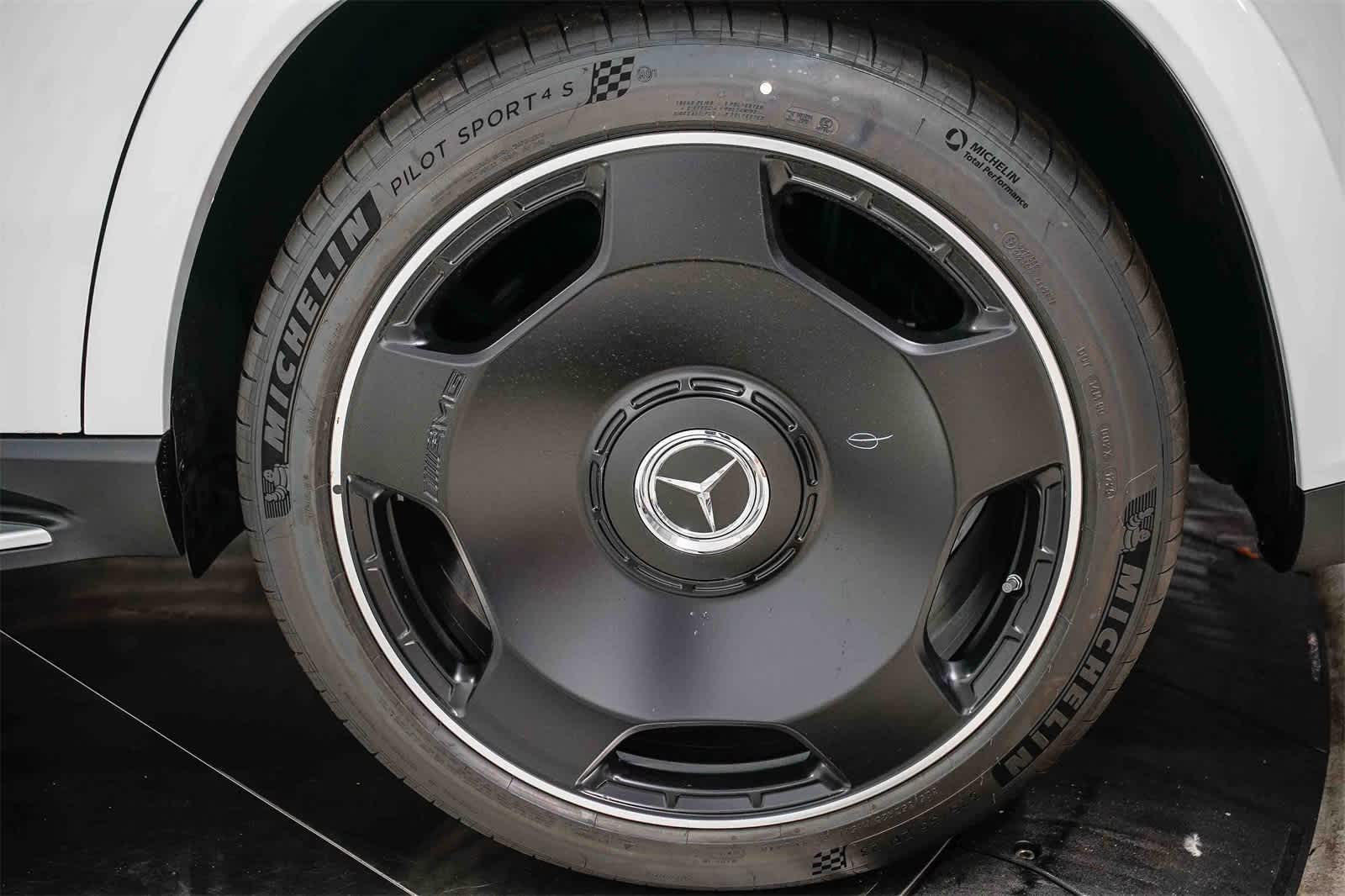 Thumbnail: 2026 Mercedes-Benz GLS - 10