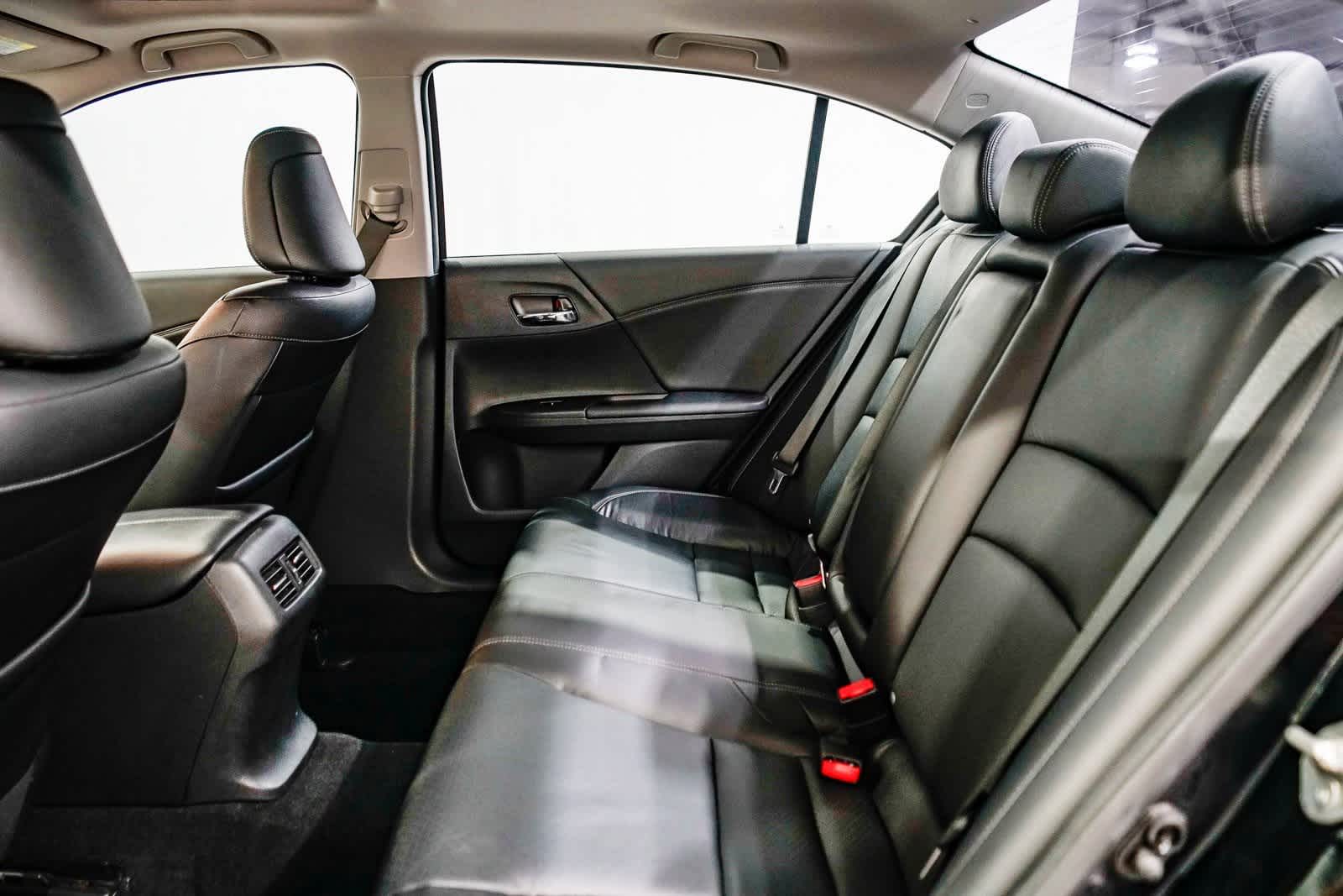 Thumbnail: 2016 Honda Accord - 18