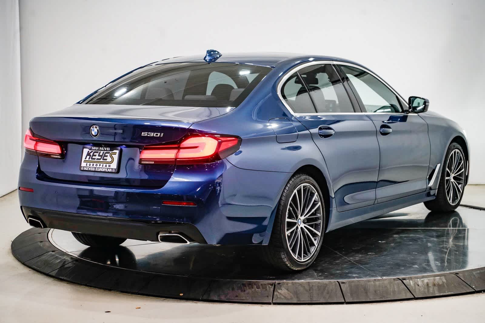 Thumbnail: 2023 BMW 5 Series - 4