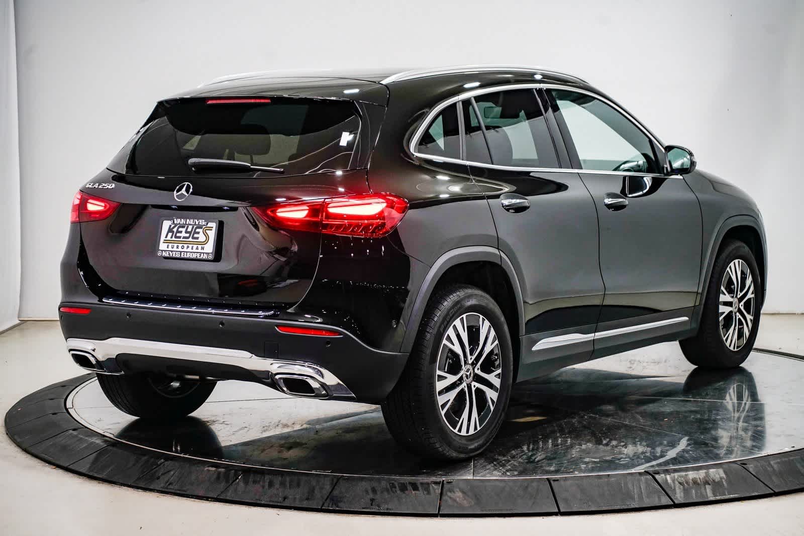 Thumbnail: 2025 Mercedes-Benz GLA - 4