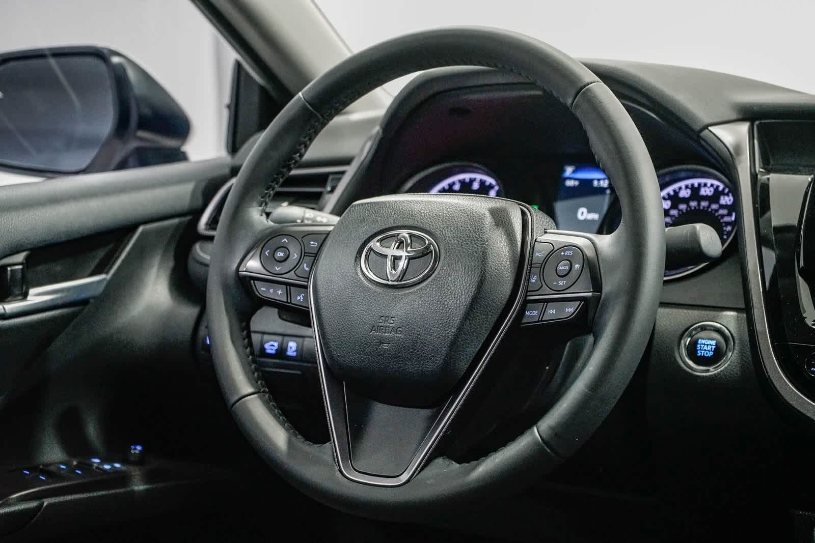 Thumbnail: 2023 Toyota Camry - 14