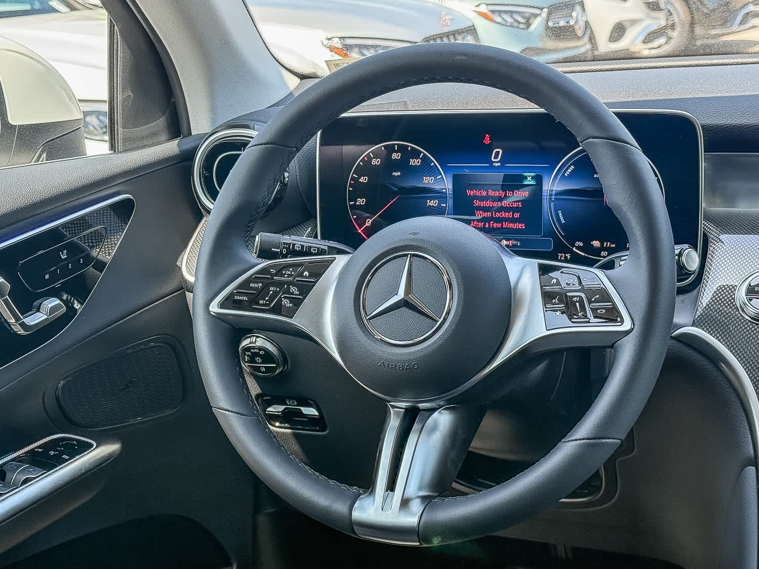 Thumbnail: 2025 Mercedes-Benz GLC - 17