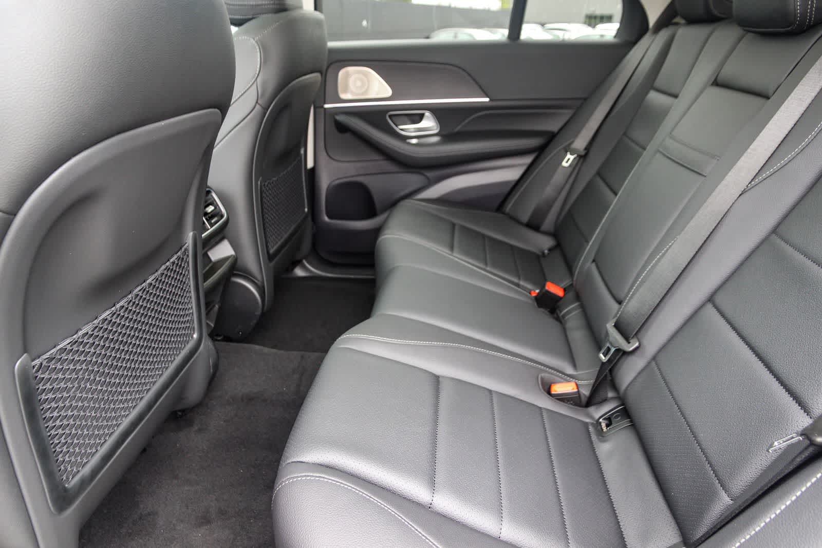 Thumbnail: 2026 Mercedes-Benz GLE - 19