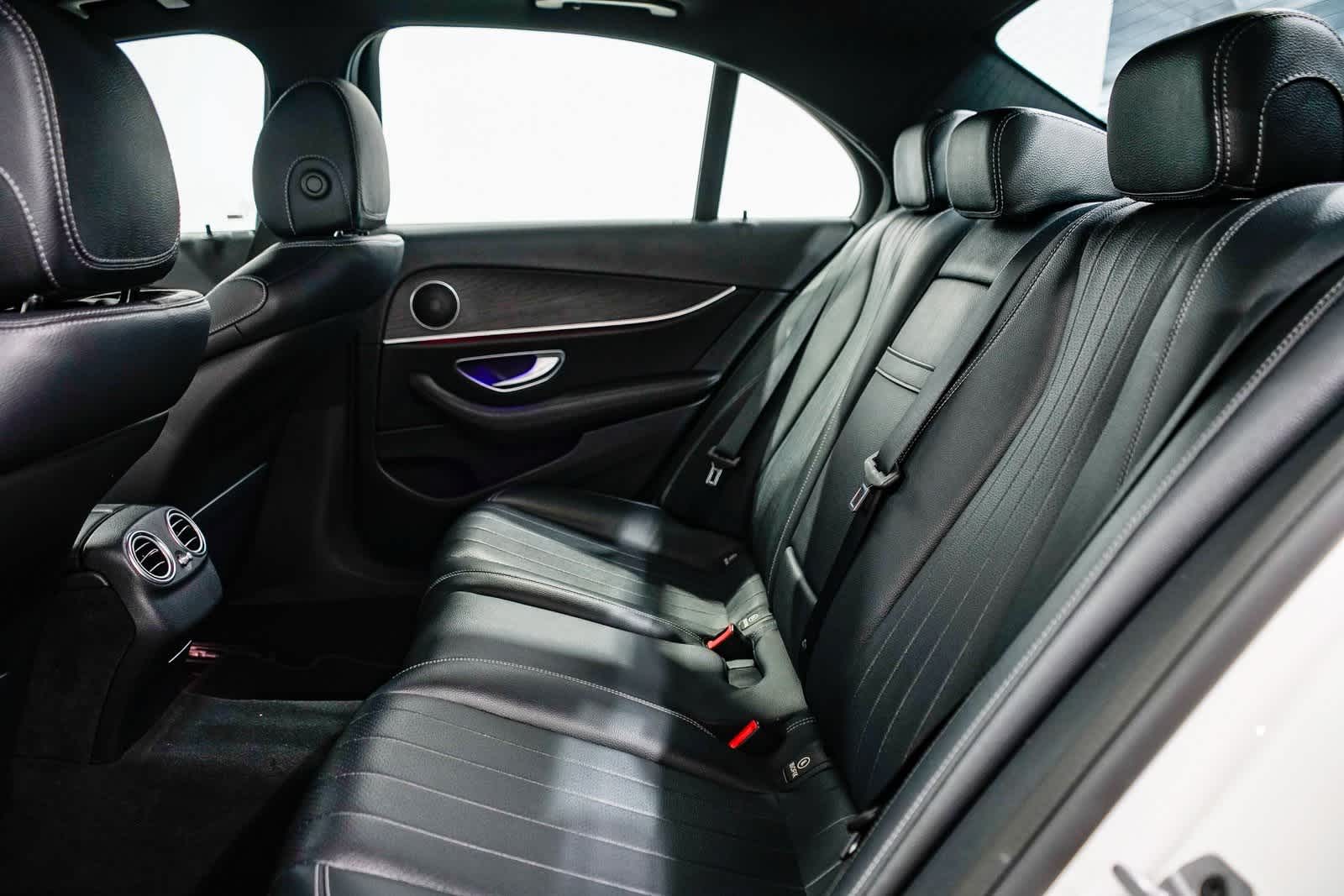 Thumbnail: 2022 Mercedes-Benz E-Class - 18