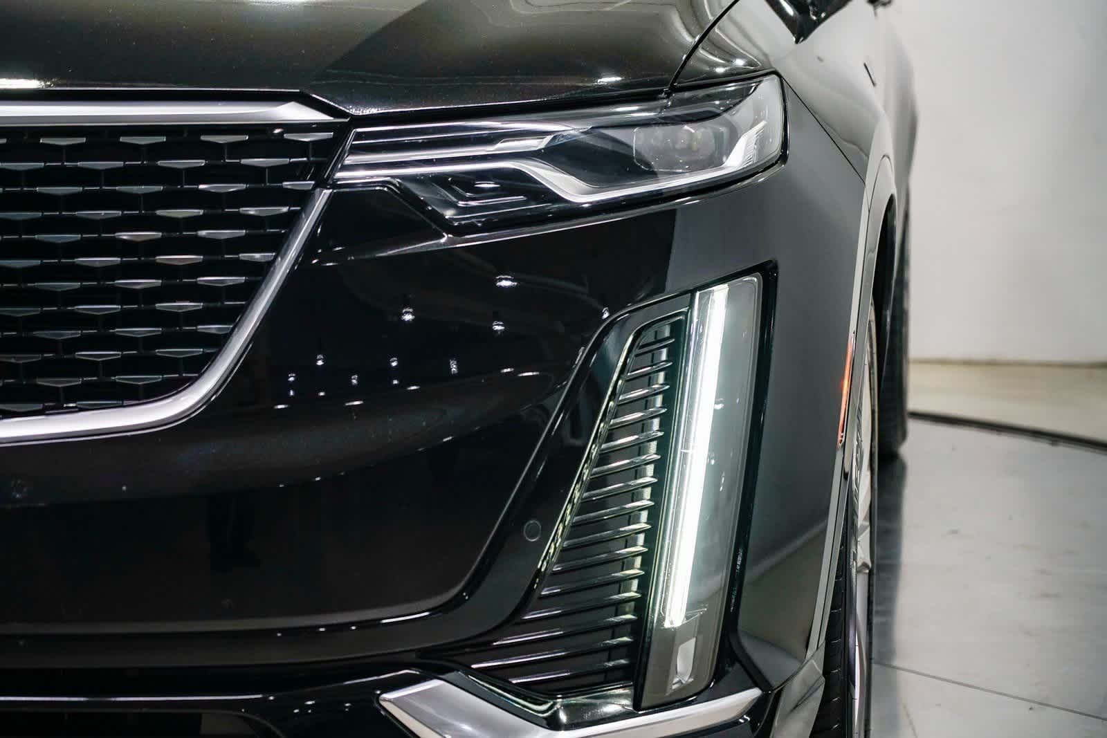 Thumbnail: 2023 Cadillac XT6 - 7