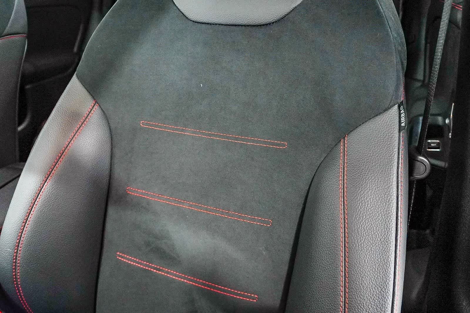 Thumbnail: 2025 Mercedes-Benz GLB - 28