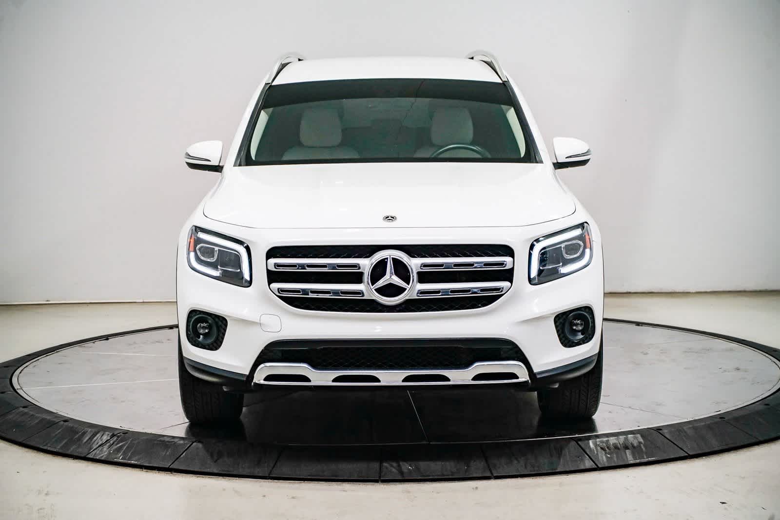 Thumbnail: 2022 Mercedes-Benz GLB - 6