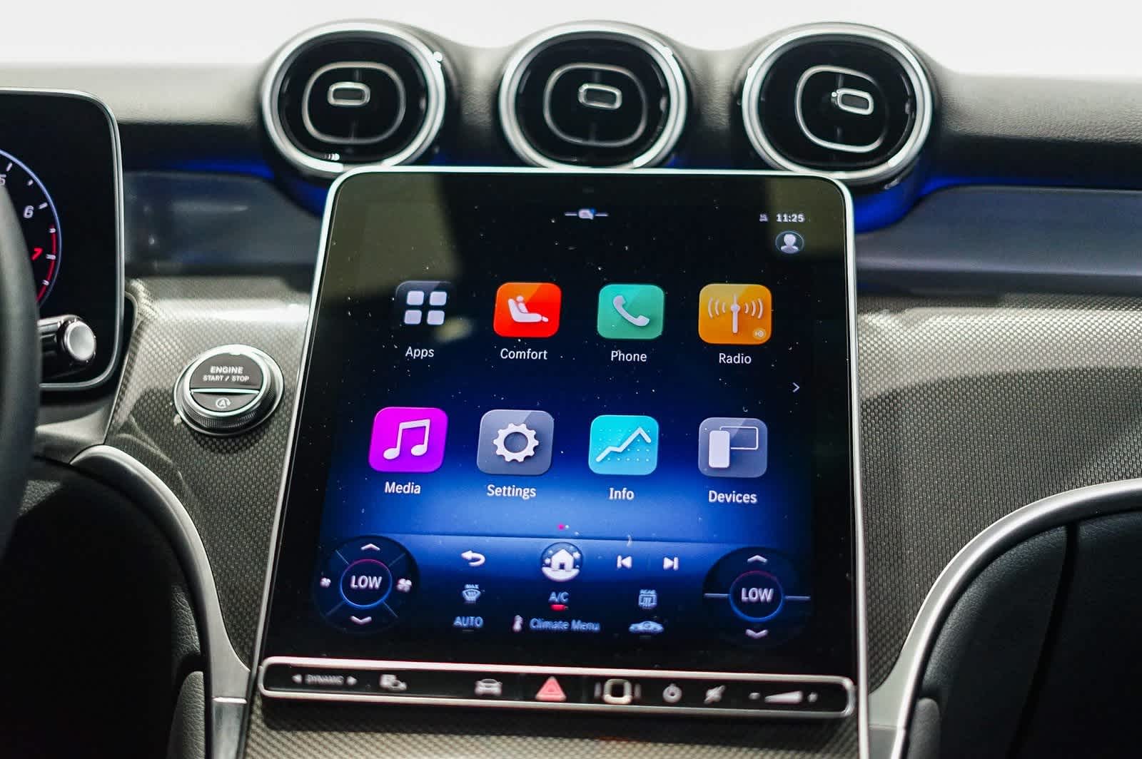 Thumbnail: 2025 Mercedes-Benz GLC - 14