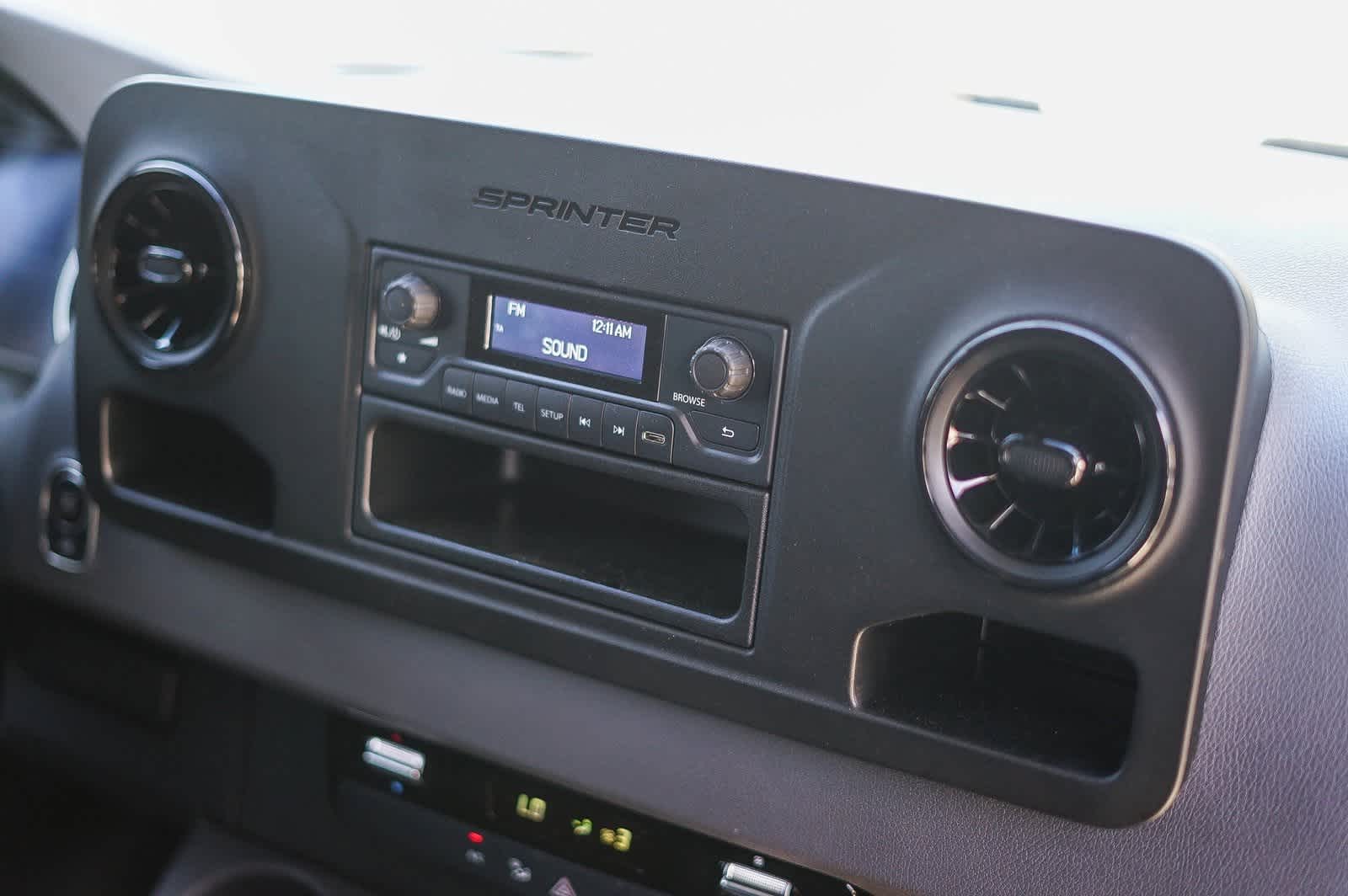 Thumbnail: 2024 Mercedes-Benz eSprinter - 14