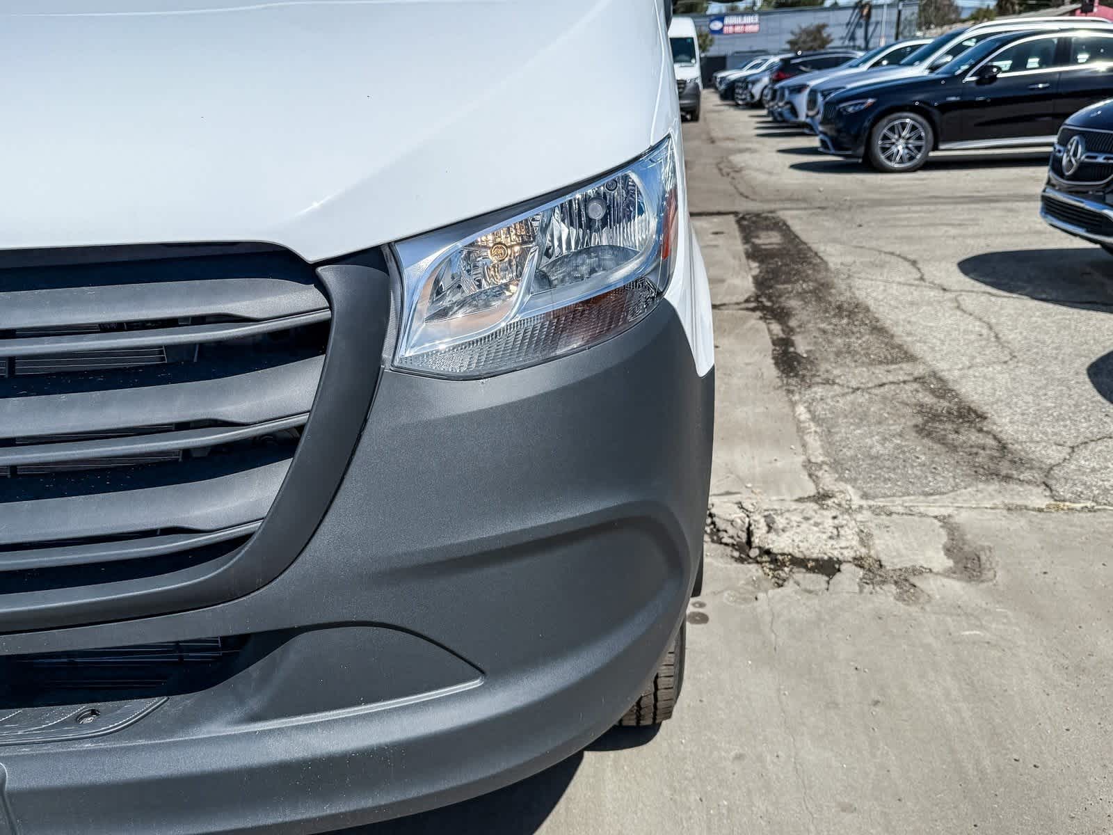 Thumbnail: 2025 Mercedes-Benz Sprinter - 10