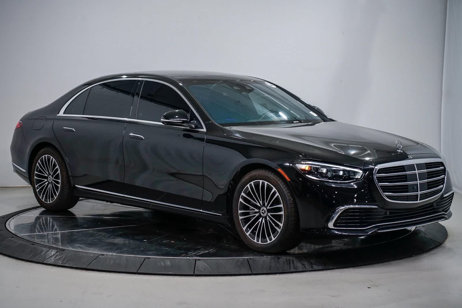 Thumbnail: 2024 Mercedes-Benz S-Class - 5