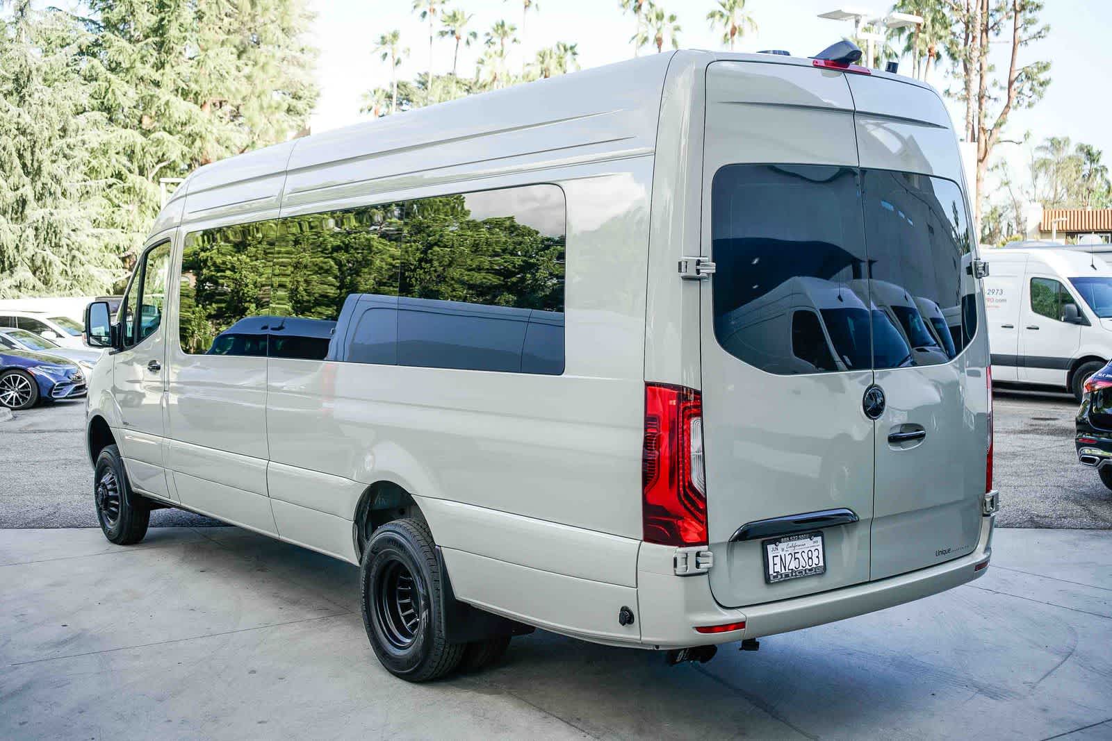 Thumbnail: 2025 Mercedes-Benz Sprinter - 2