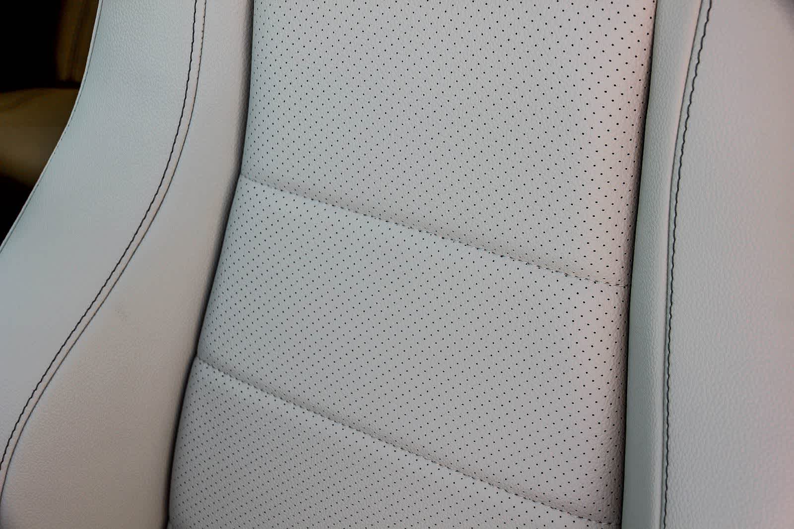 Thumbnail: 2026 Mercedes-Benz GLE - 26